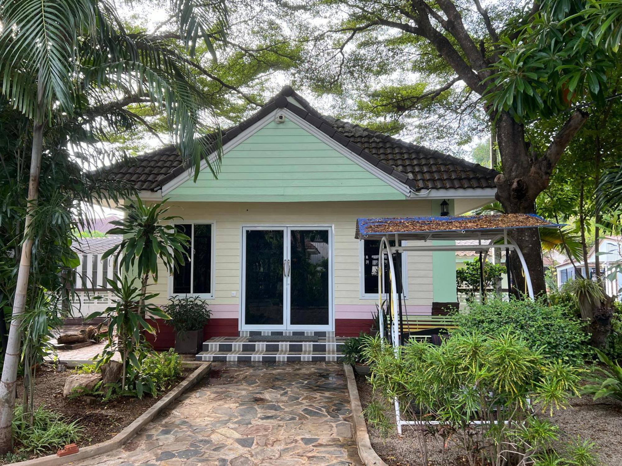 Suanpai Resort Sattahip Exterior foto